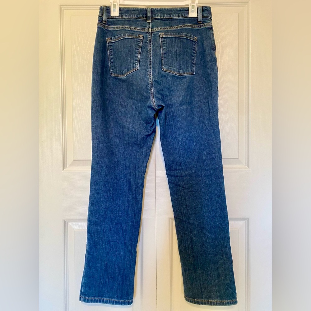 LL Bean Women’s Flannel Lined Classic Fit size 8 Jeans - Picture 3 of 12